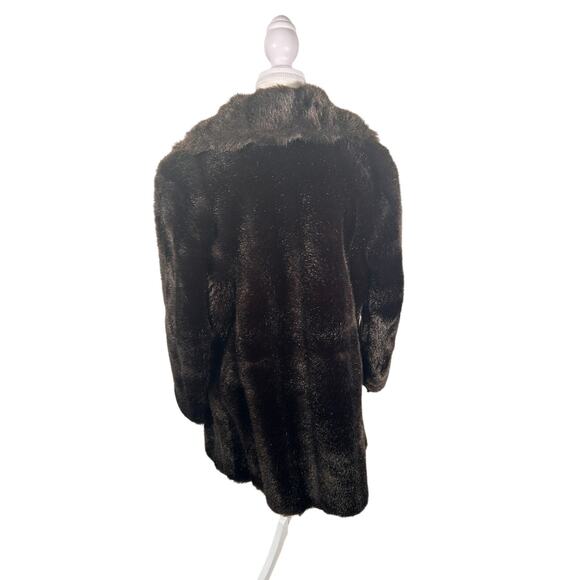 Vintage Jacques Saint Laurent Faux Fur Coat | Paris–New York | Elegant Luxury - Picture 6 of 10